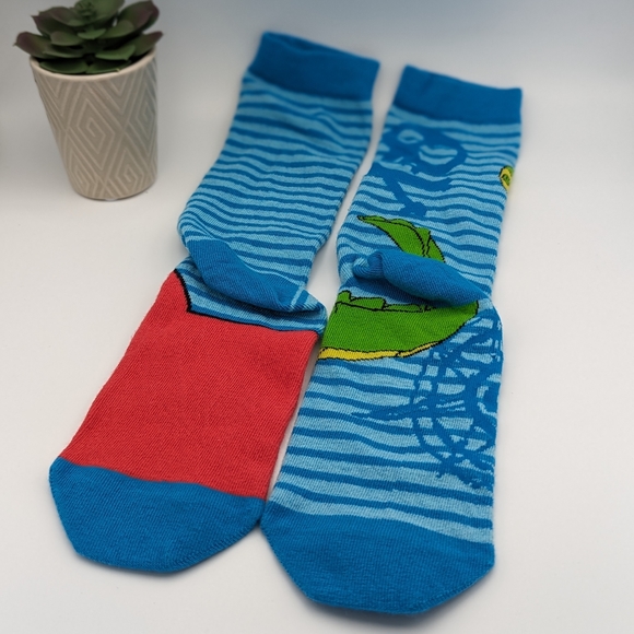 Disney Captain Hook Crocodile Socks NWOT - Picture 2 of 3